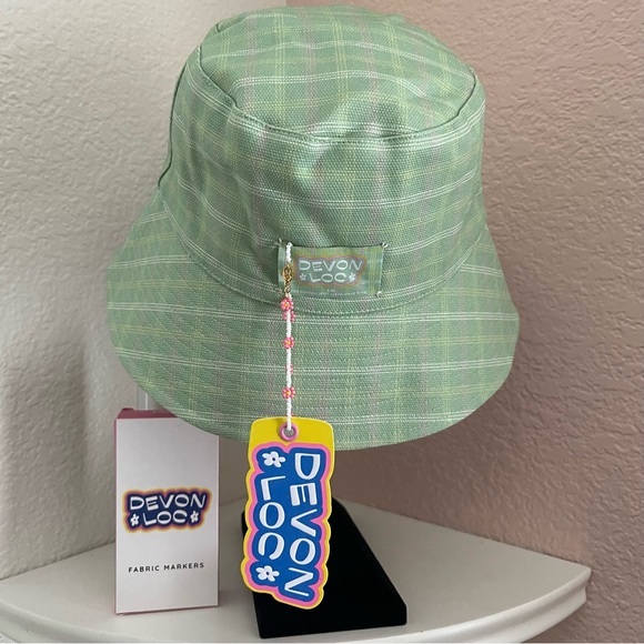 Lack of Color NWT Devon Lee Carlson Collaboration Green Plaid/Beige Bucket Hat - Picture 8 of 15